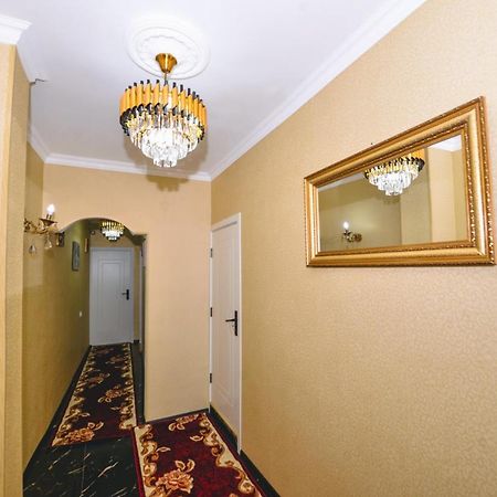 קוטאיסי Hotel Vladi מראה חיצוני תמונה