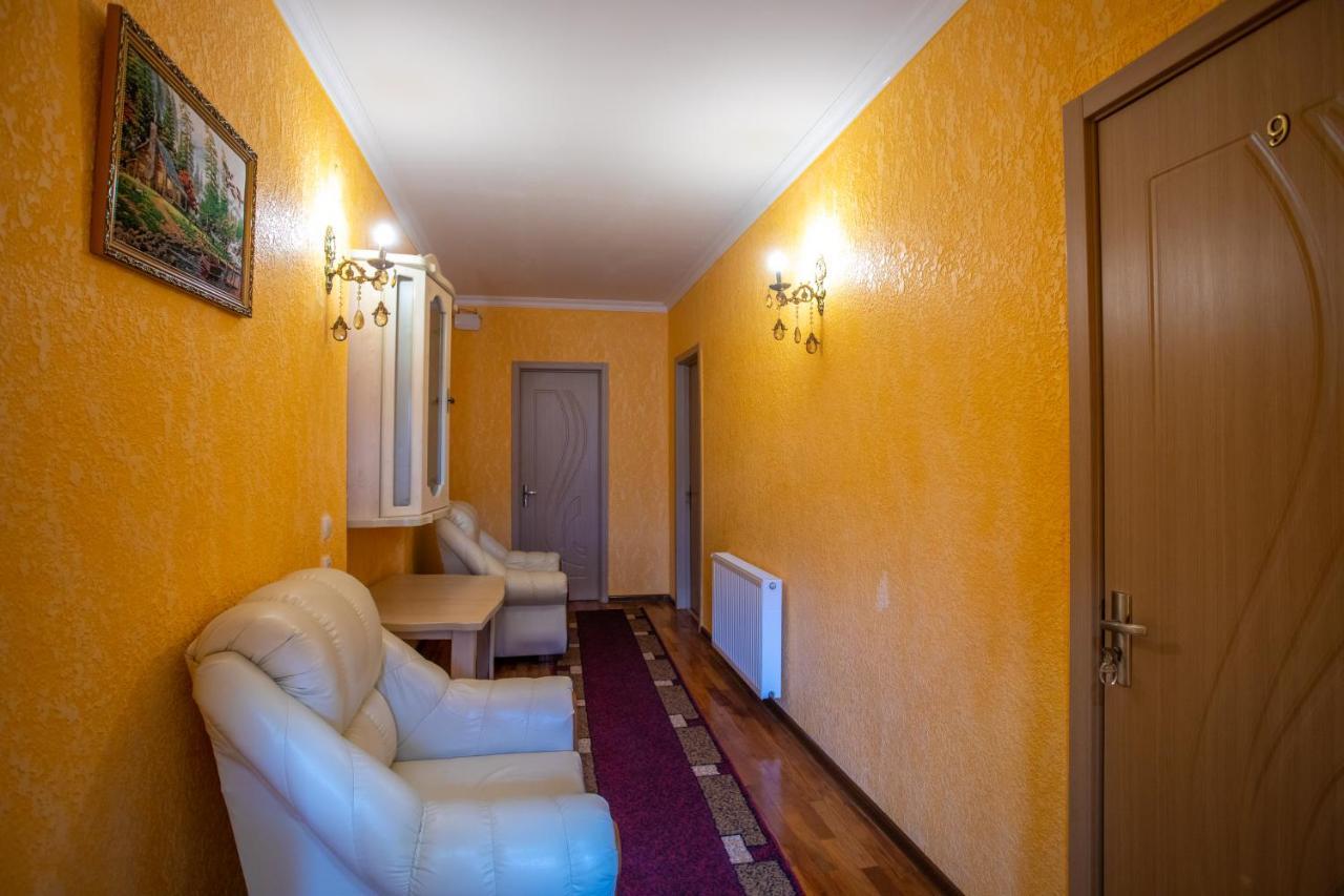 קוטאיסי Hotel Vladi מראה חיצוני תמונה