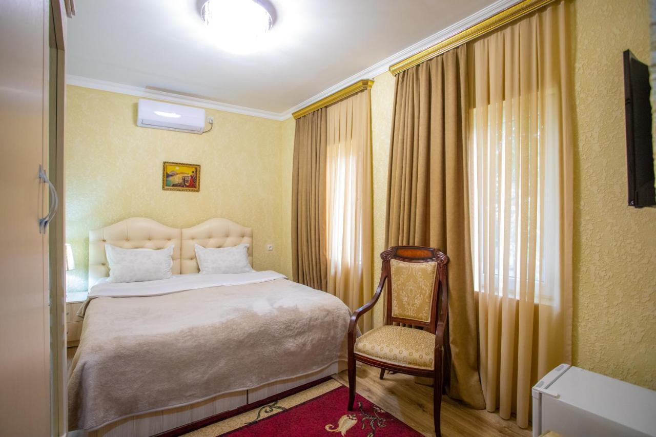 קוטאיסי Hotel Vladi מראה חיצוני תמונה