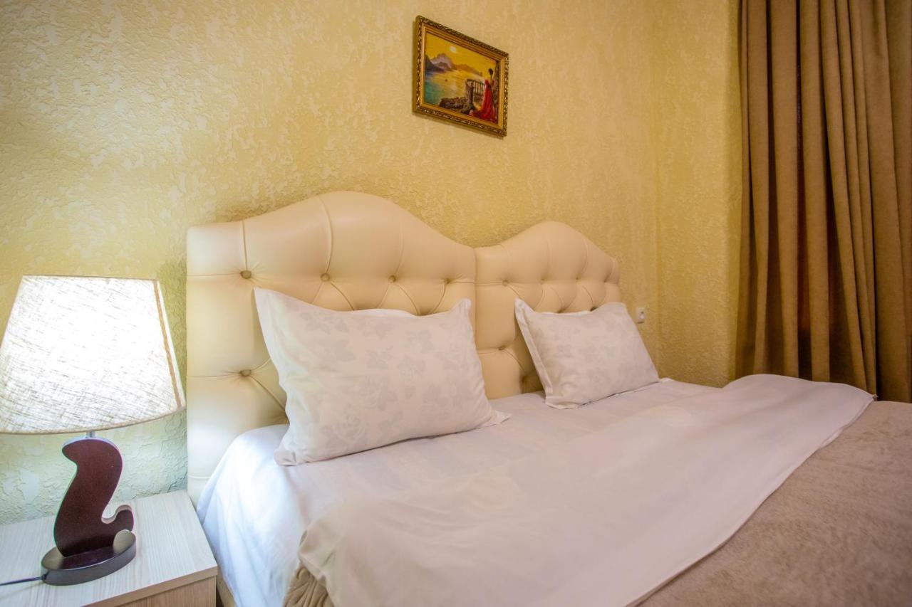 קוטאיסי Hotel Vladi מראה חיצוני תמונה
