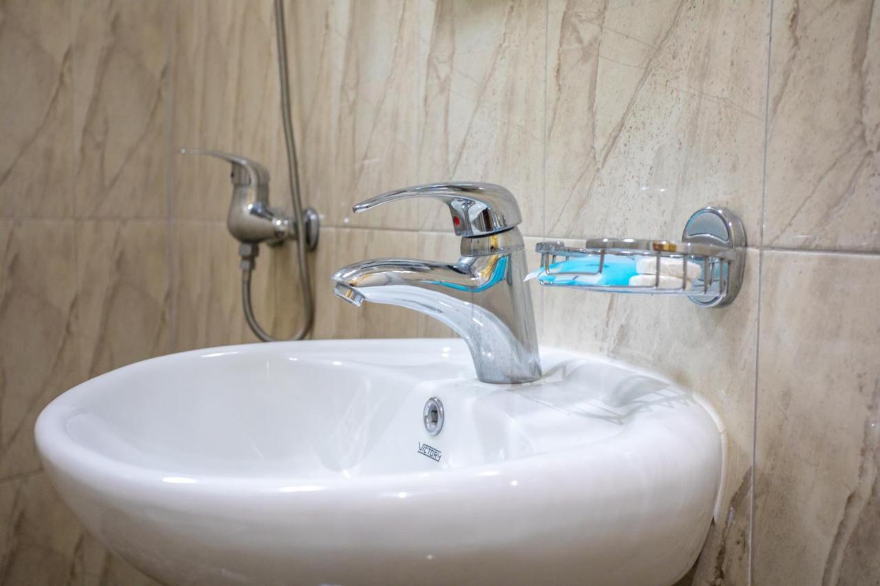 קוטאיסי Hotel Vladi מראה חיצוני תמונה