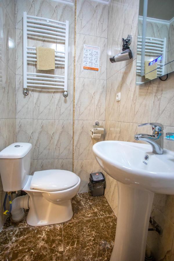 קוטאיסי Hotel Vladi מראה חיצוני תמונה