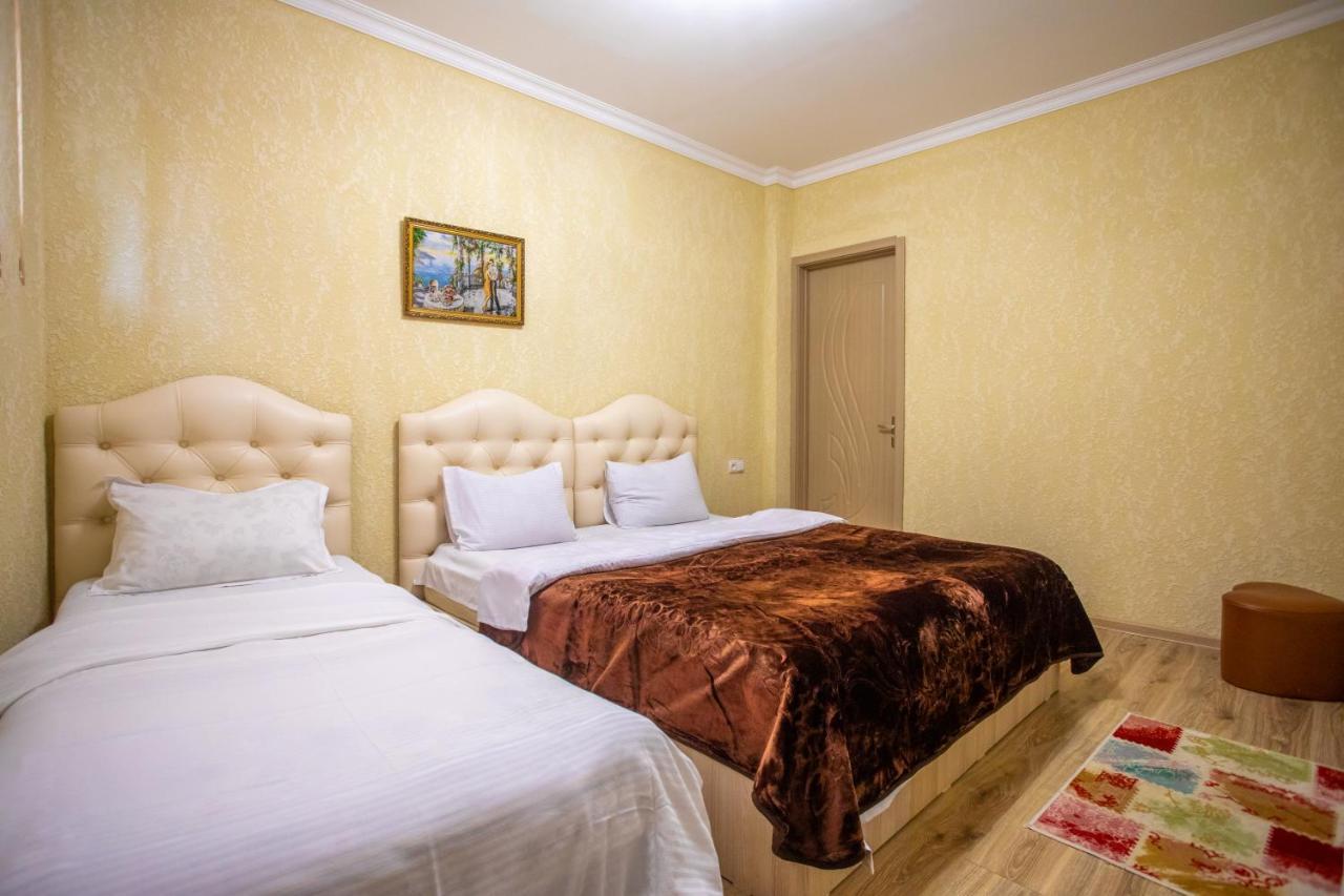 קוטאיסי Hotel Vladi מראה חיצוני תמונה