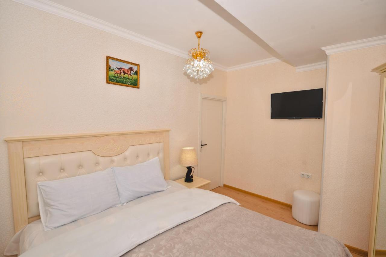 קוטאיסי Hotel Vladi מראה חיצוני תמונה