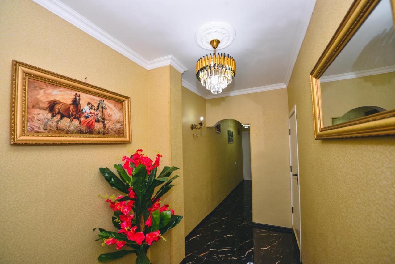 קוטאיסי Hotel Vladi מראה חיצוני תמונה